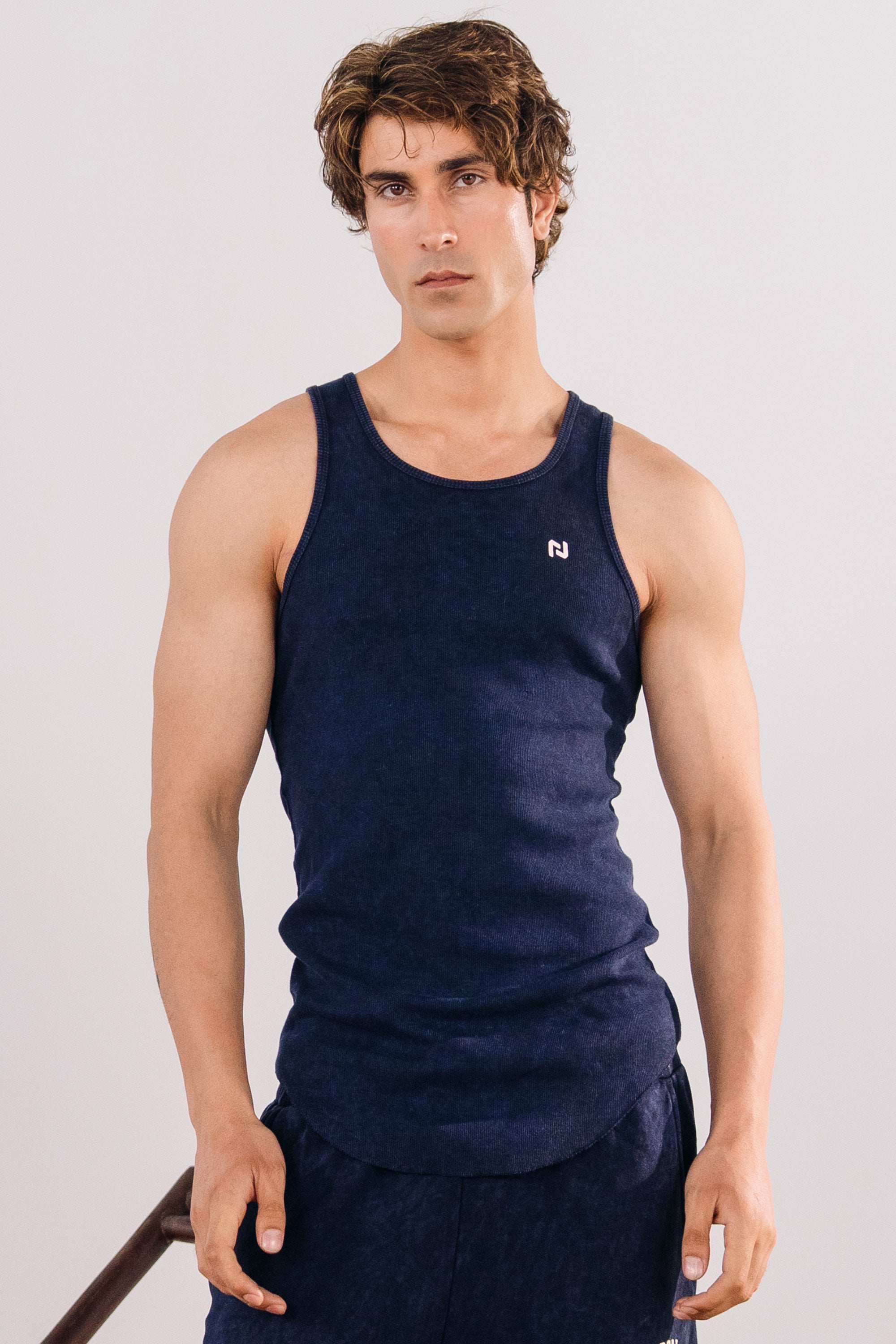 Acid Wash Scoop Bottom Rib Tank