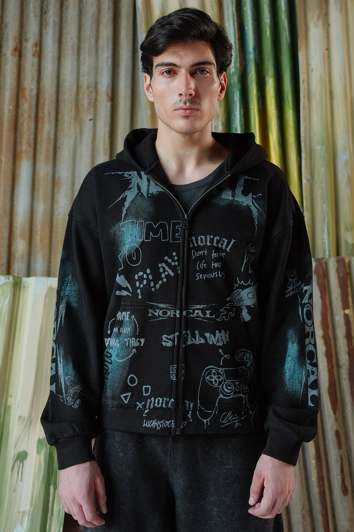 Graffti Acid Wash Zipper Hoodie - Black