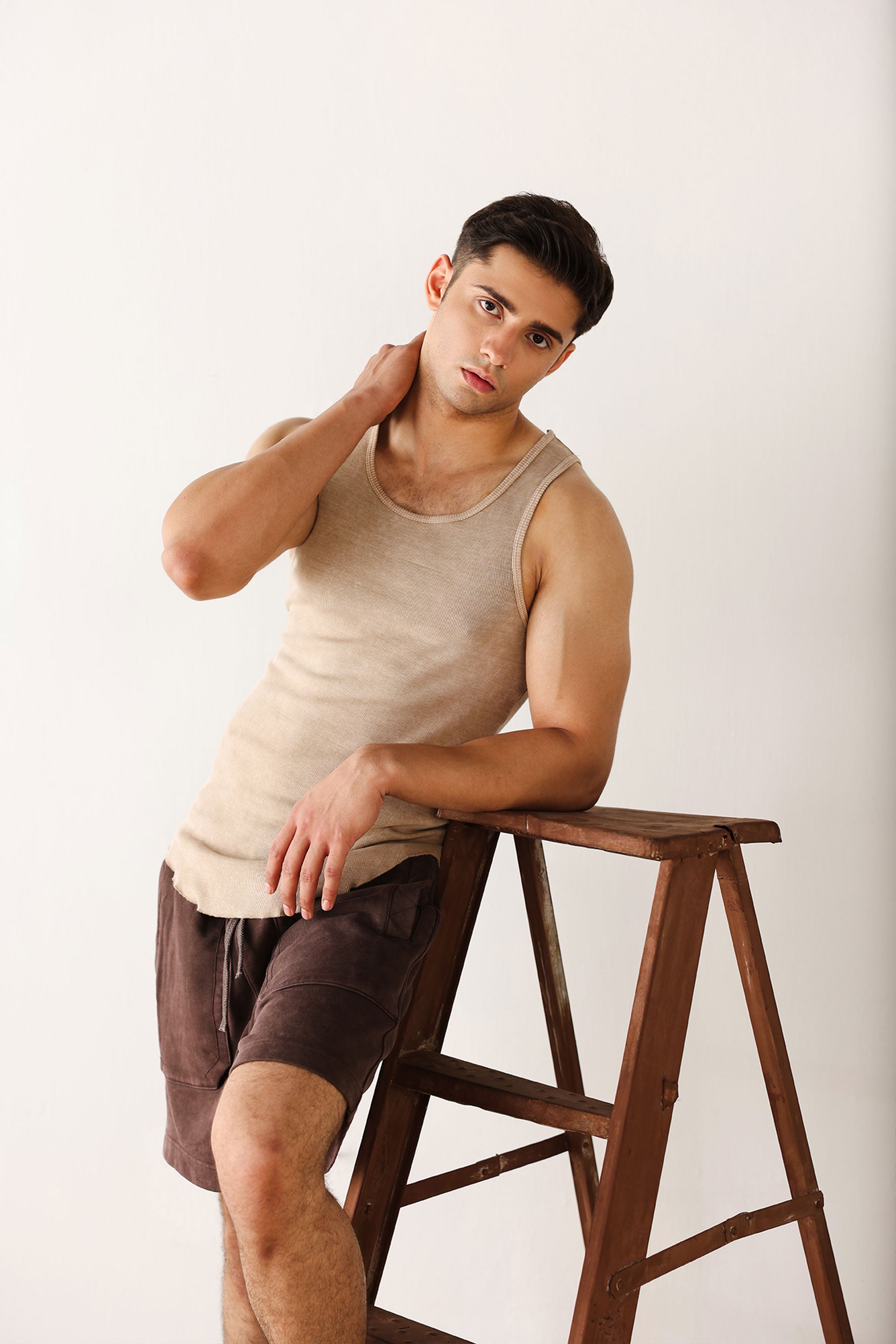 Acid Wash Scoop Bottom Rib Tank