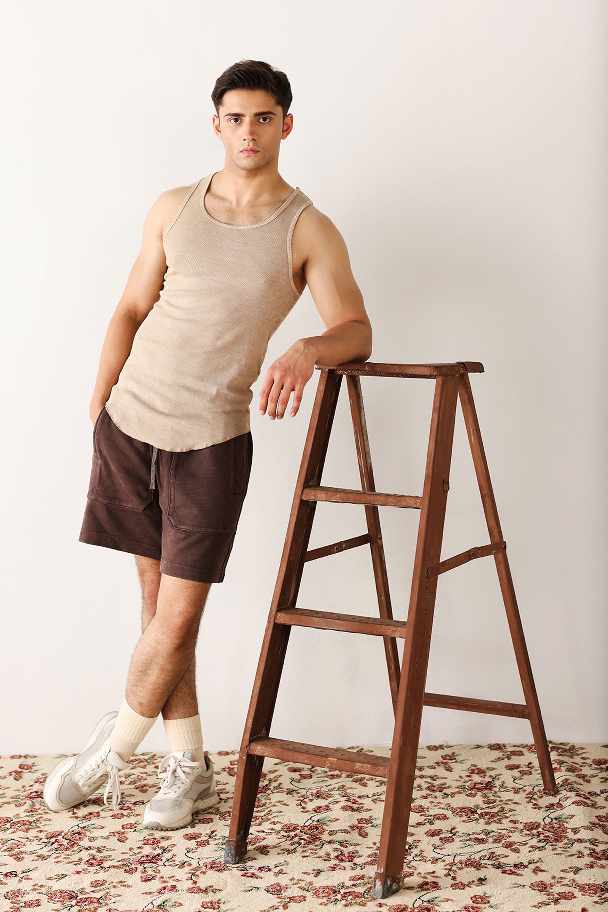 Acid Wash Scoop Bottom Rib Tank