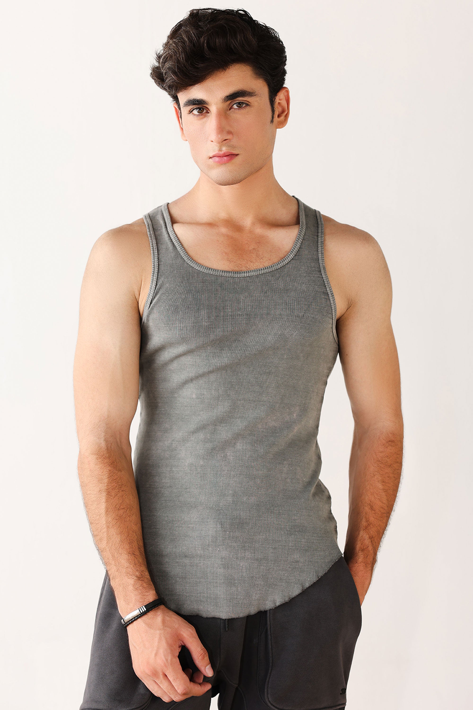 Acid Wash Scoop Bottom Rib Tank