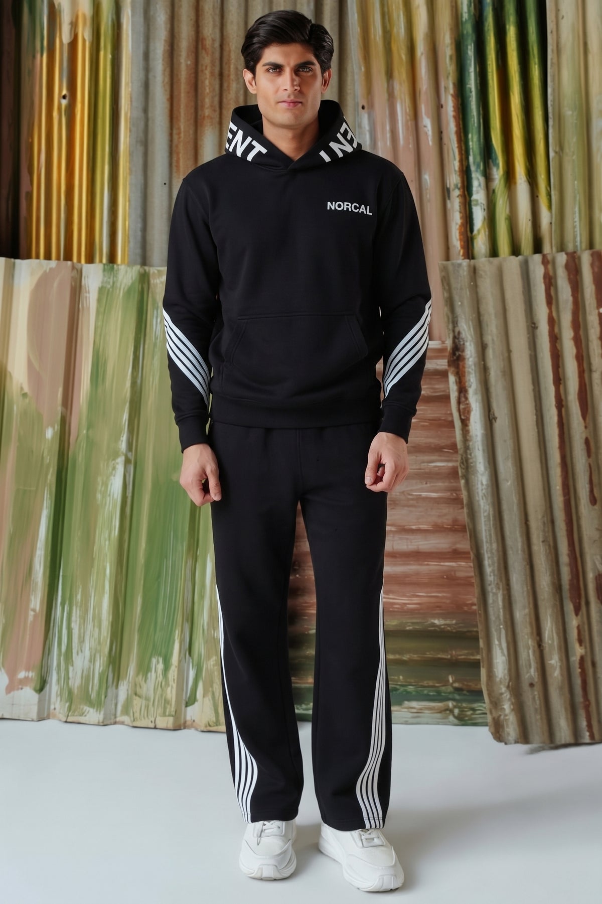 4-Stripes Fleece Hoodie - Black
