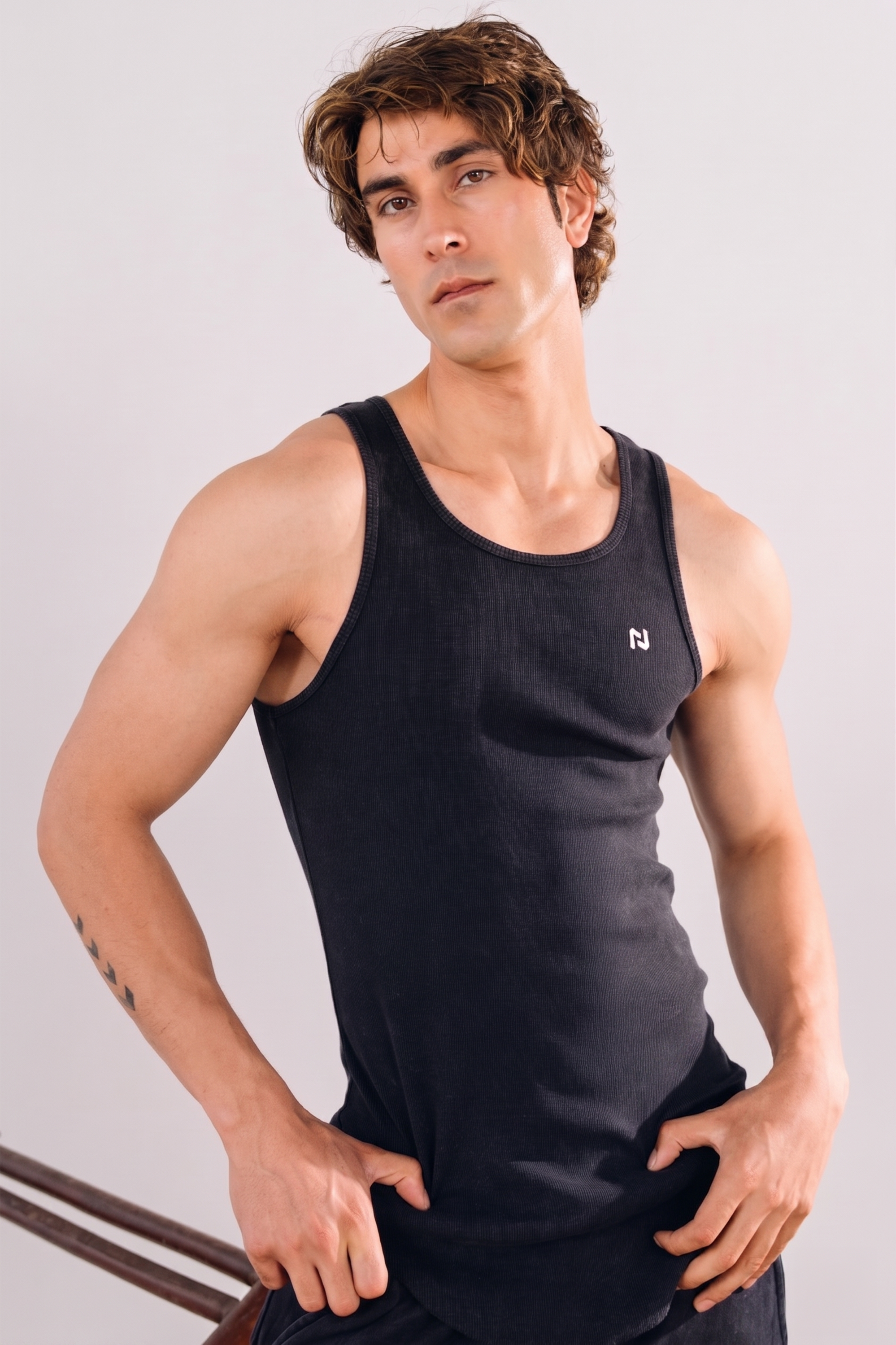 Acid Wash Scoop Bottom Rib Tank - Black