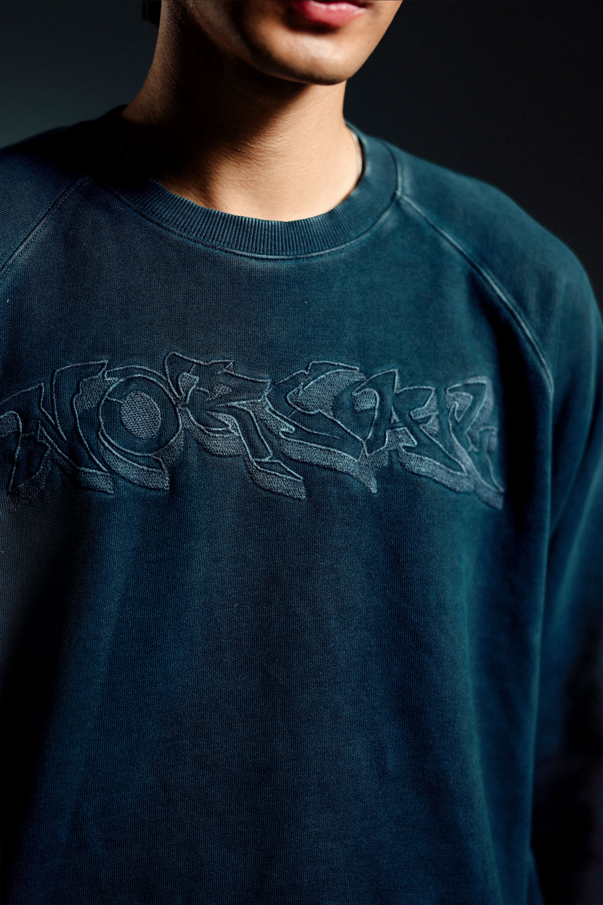 Embroidered Oil Wash Sweat Shirt